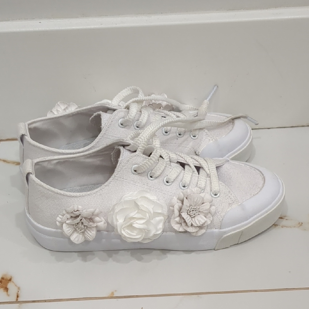 Spring Step White Floral Sneakers